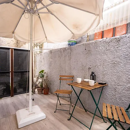 Loft 61 Charming Renovated With A Loft! *